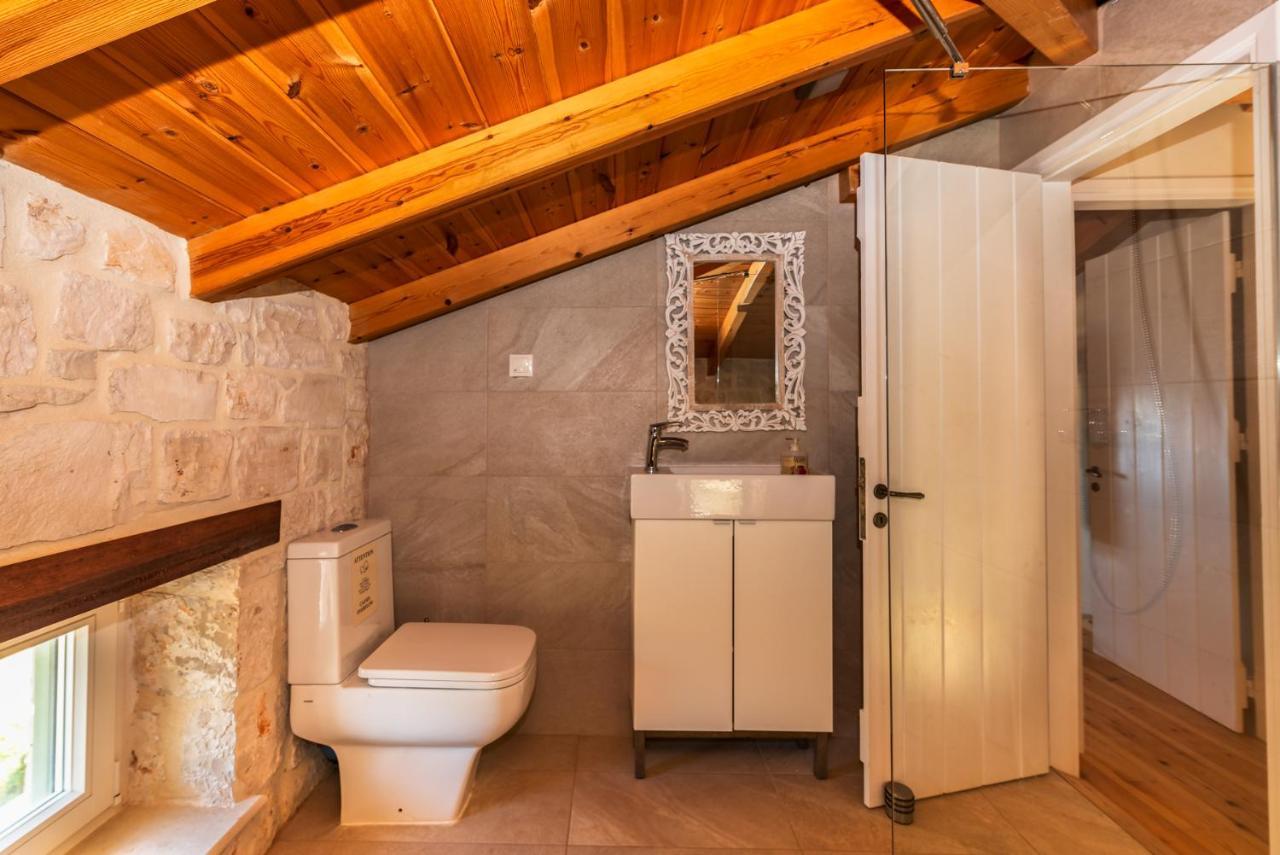 Yiameli Villas With Private Pool Skinaria Bagian luar foto