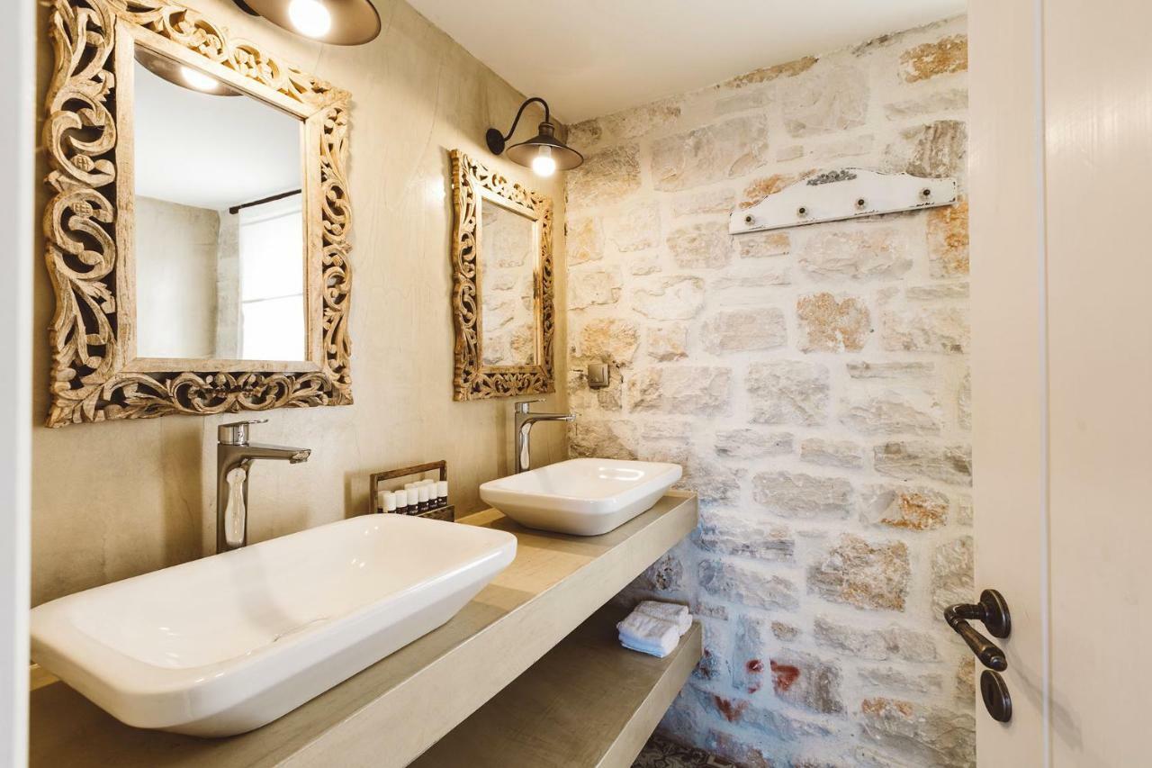Yiameli Villas With Private Pool Skinaria Bagian luar foto